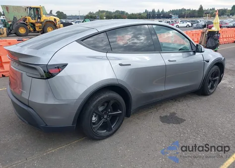 2026 Tesla Model Y Long Range Dual Motor All-Wheel Drive/Long Range Launch Series из США, поврежденный, VIN 7SAYGDEE9TF408550